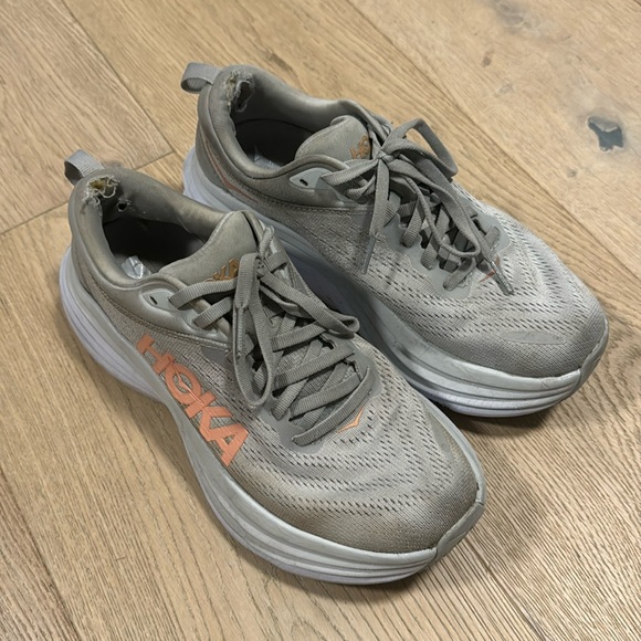 Hoka Shoes - Hoka bondi 8 size 8